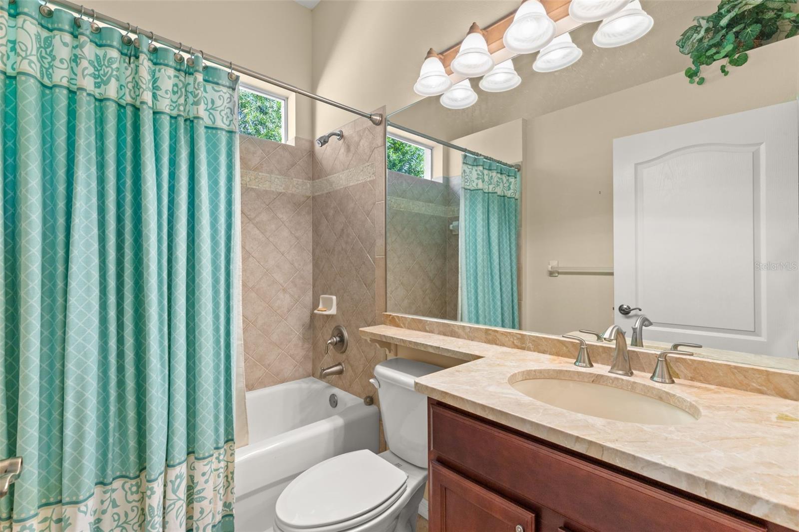 VILLAGES AT FOX HOLLOW PH 04 - Residential Lease