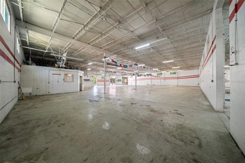 Tiny photo for 4450 S Pine Avenue, Ocala, FL 34480 (MLS # OM713294)