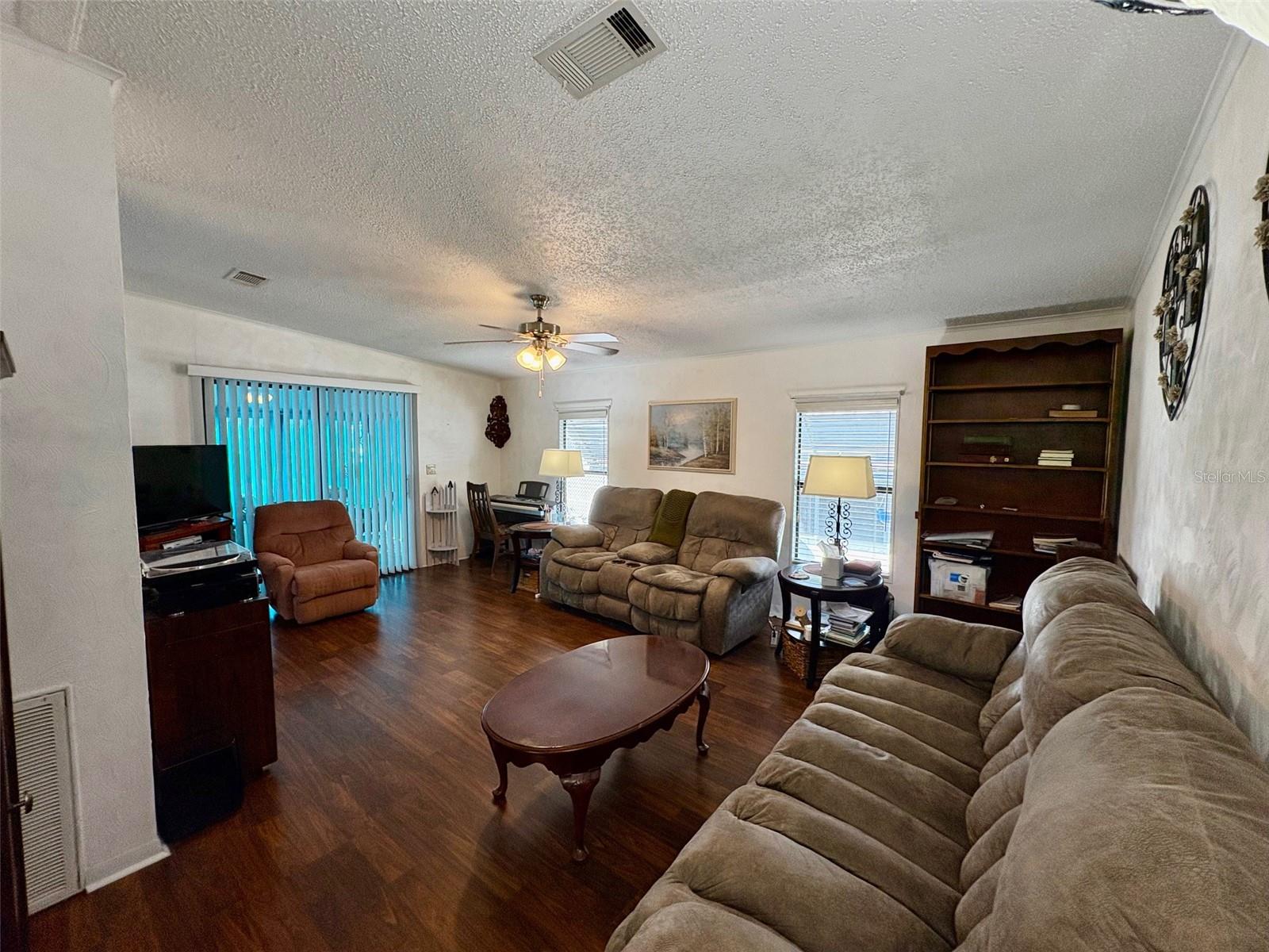 GARDEN GROVE OAKS - Residential