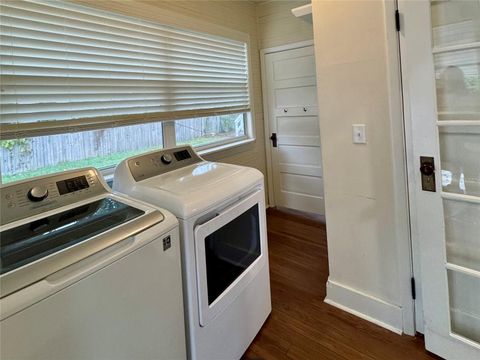 Tiny photo for 707 SE 10th Place, Ocala, FL 34471 (MLS # OM715051)