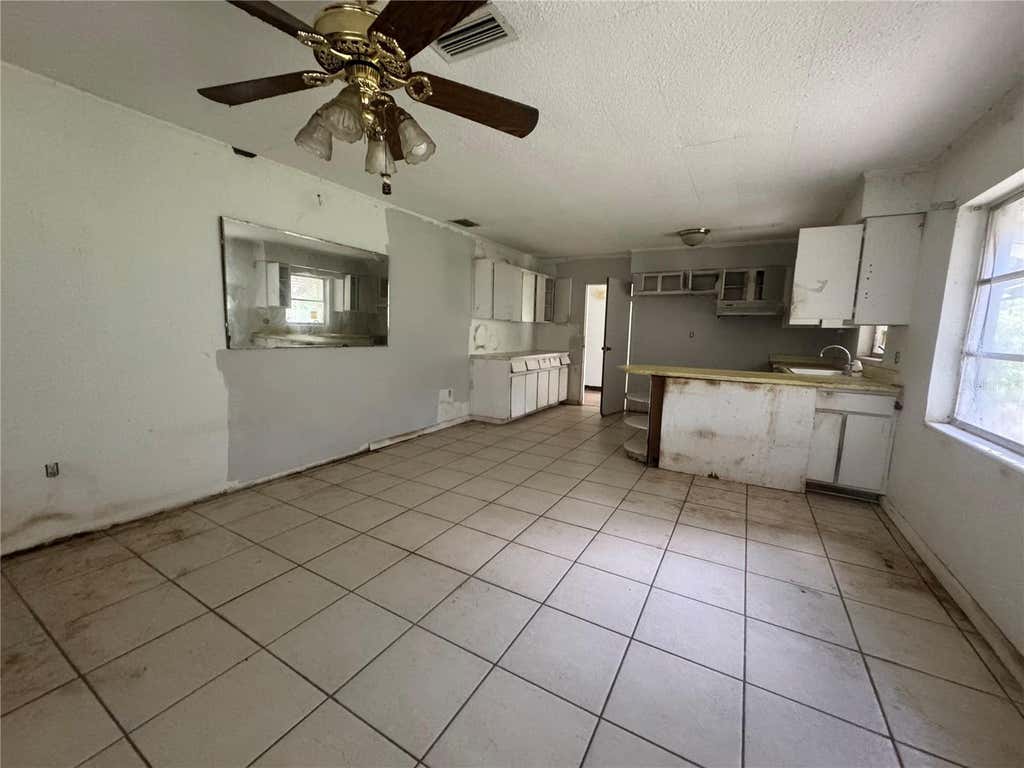 Photo of 6187 Ogburn Street, Brooksville, FL 34602 (MLS # TB8540577)