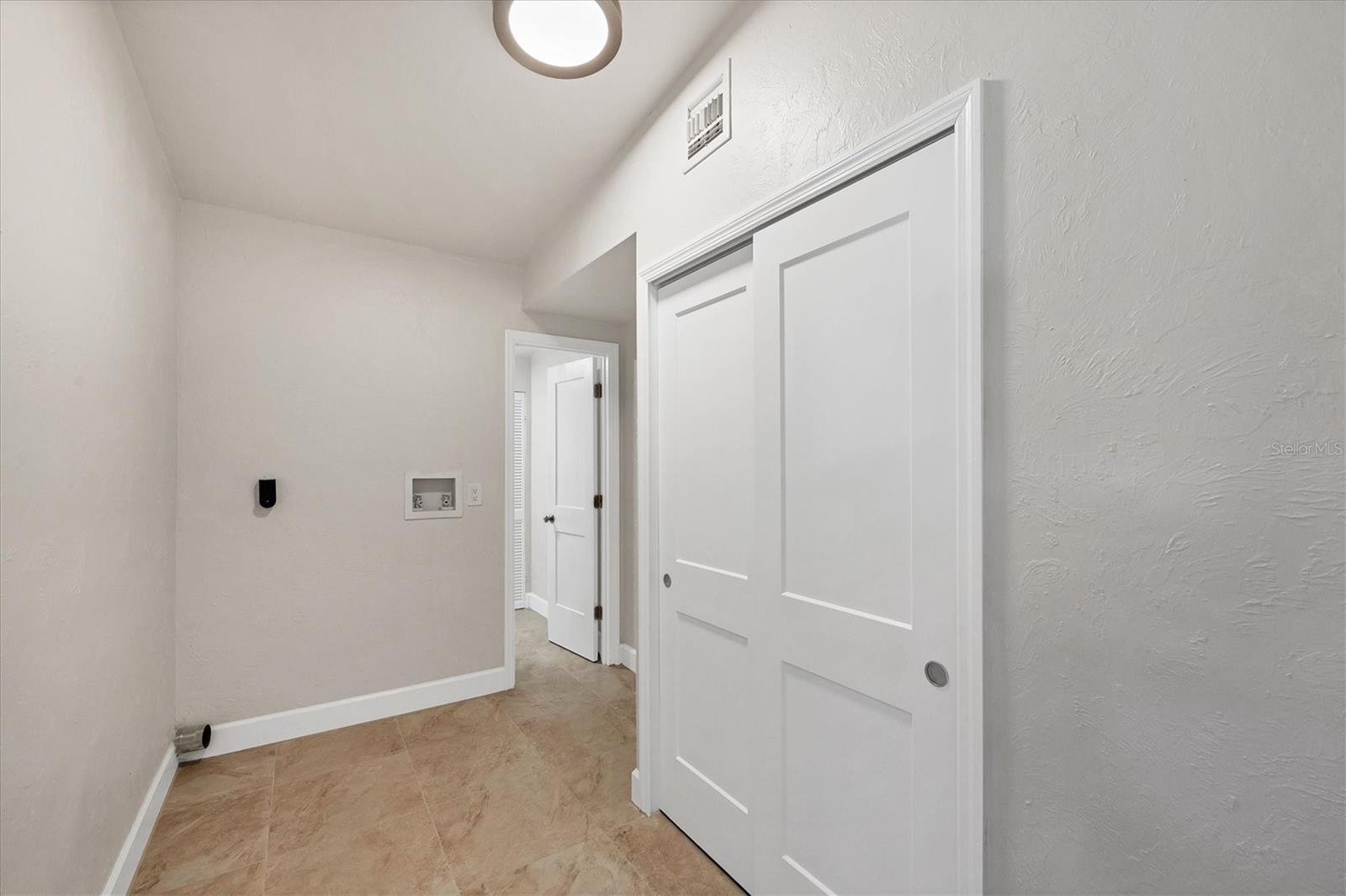 NOKOMIS ACRES - Residential