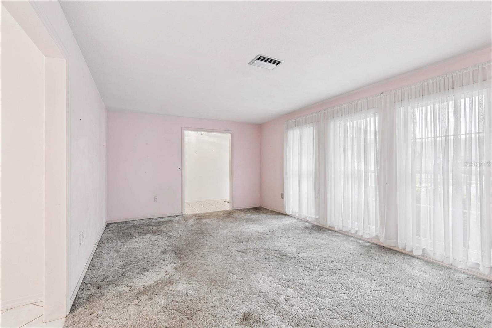 FOX COURT - Residential