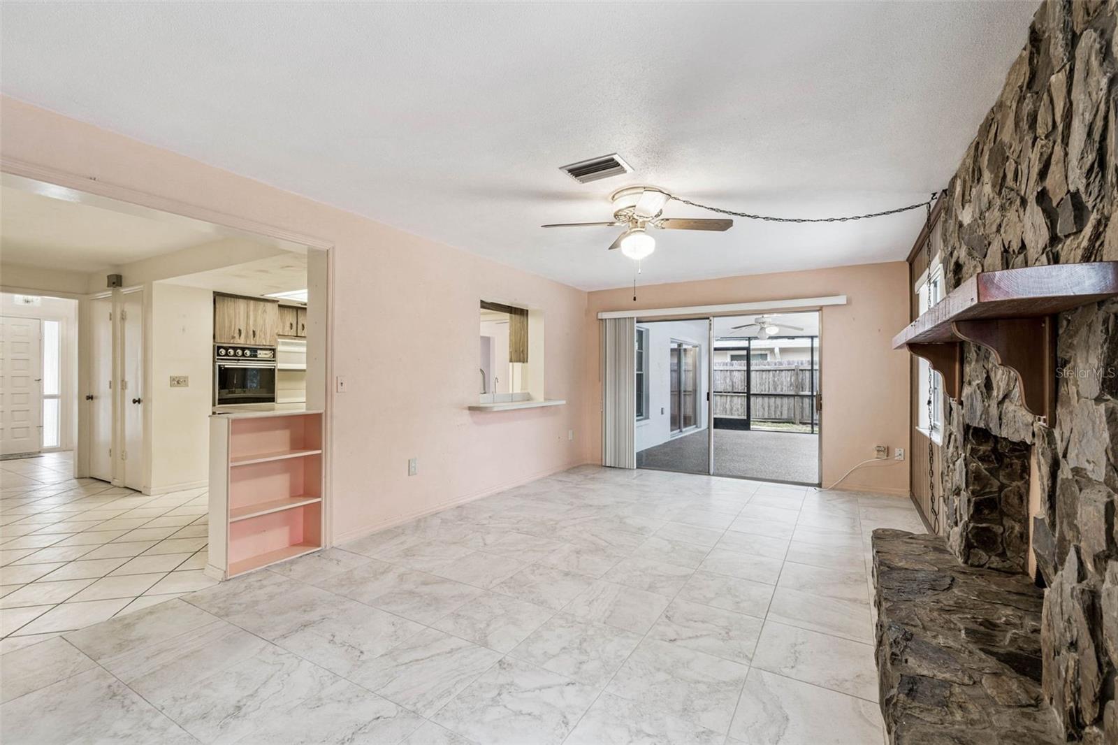 FOX COURT - Residential