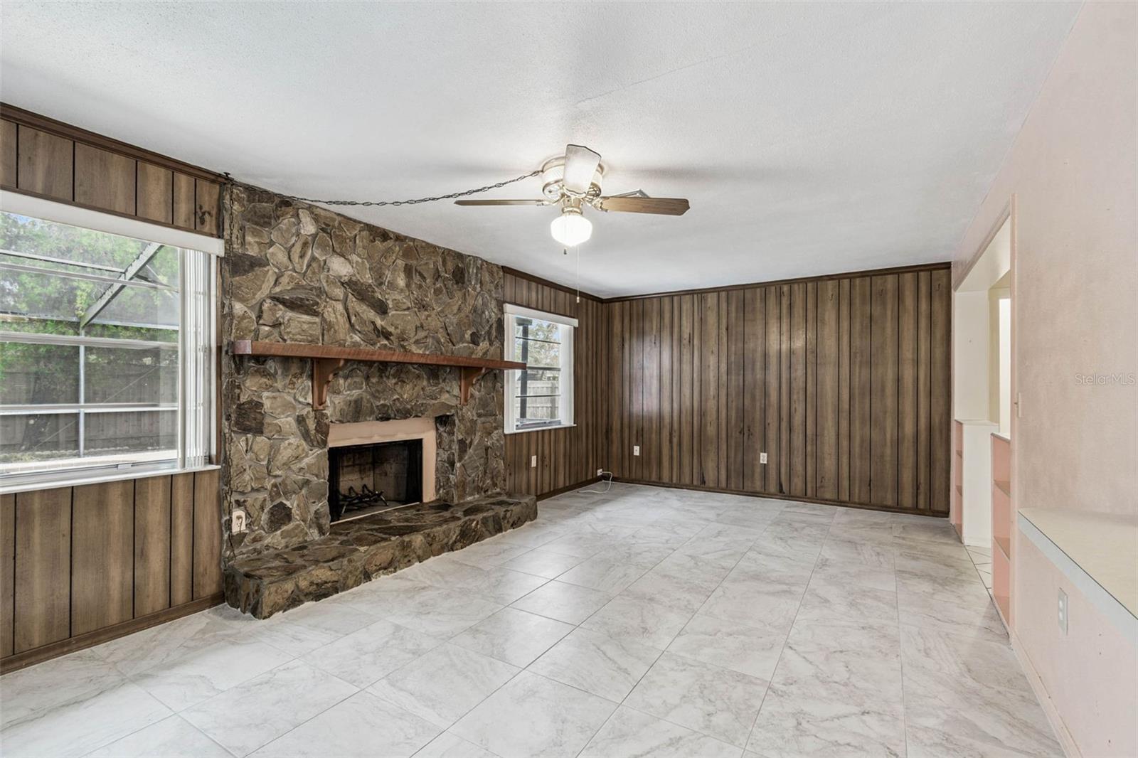 FOX COURT - Residential