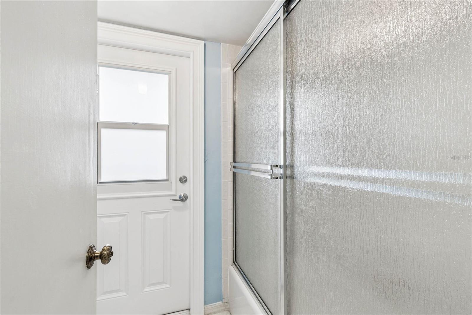 FOX COURT - Residential