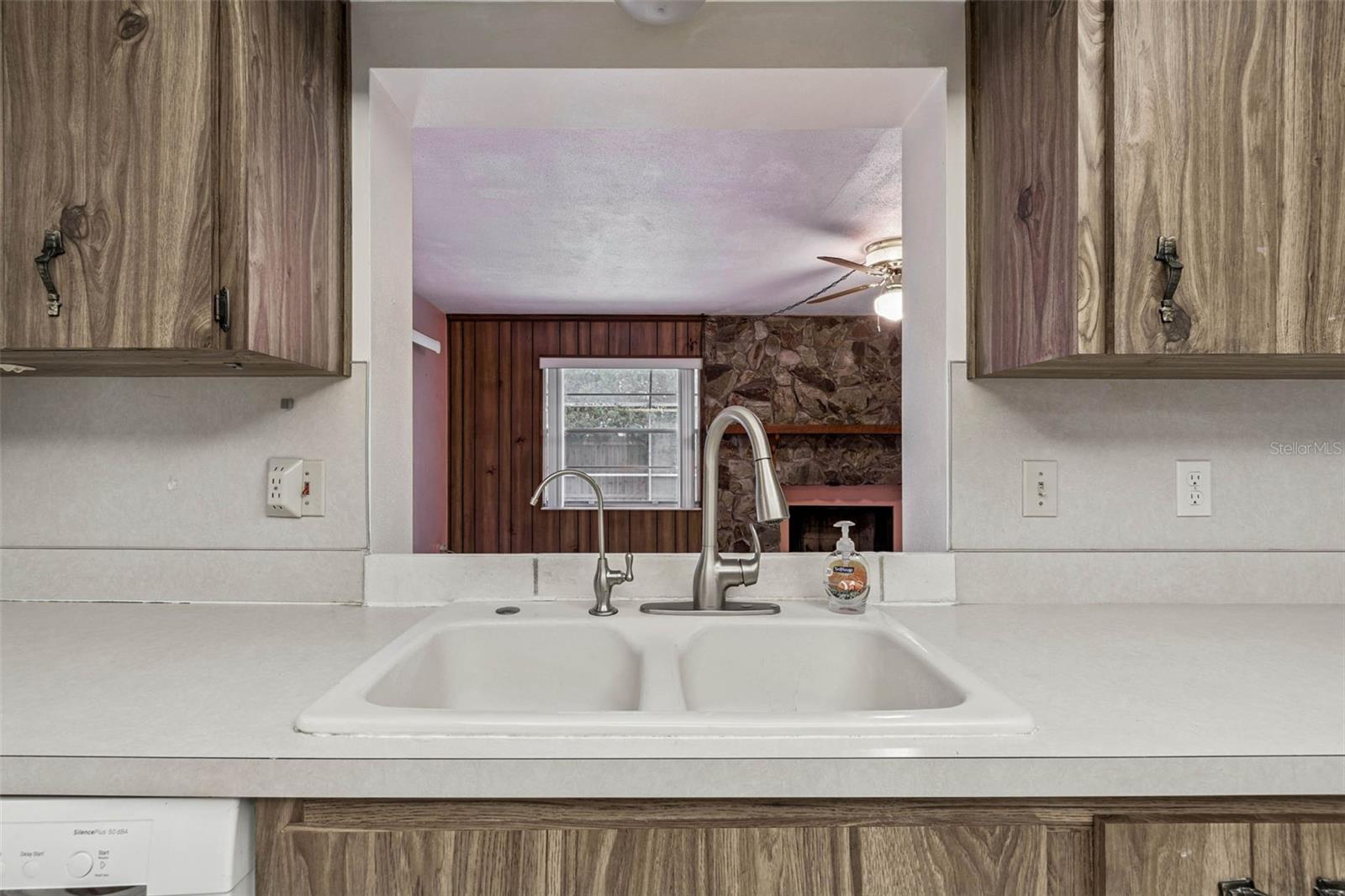 FOX COURT - Residential