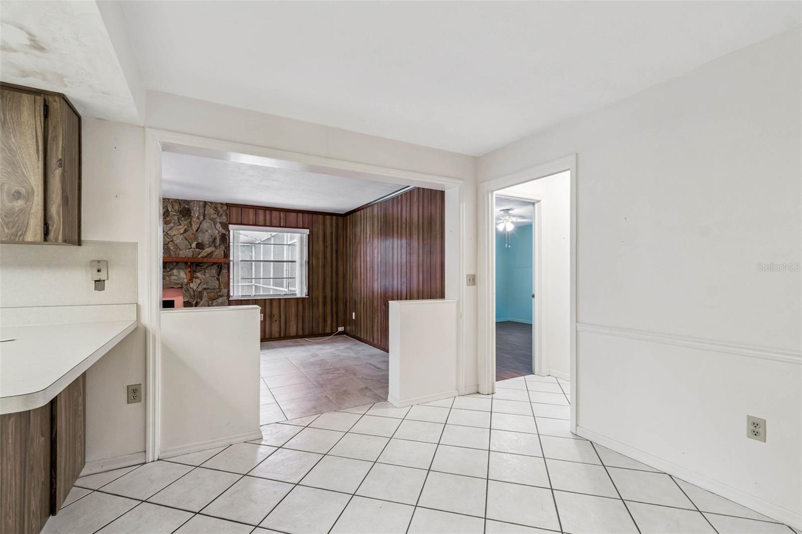 FOX COURT - Residential