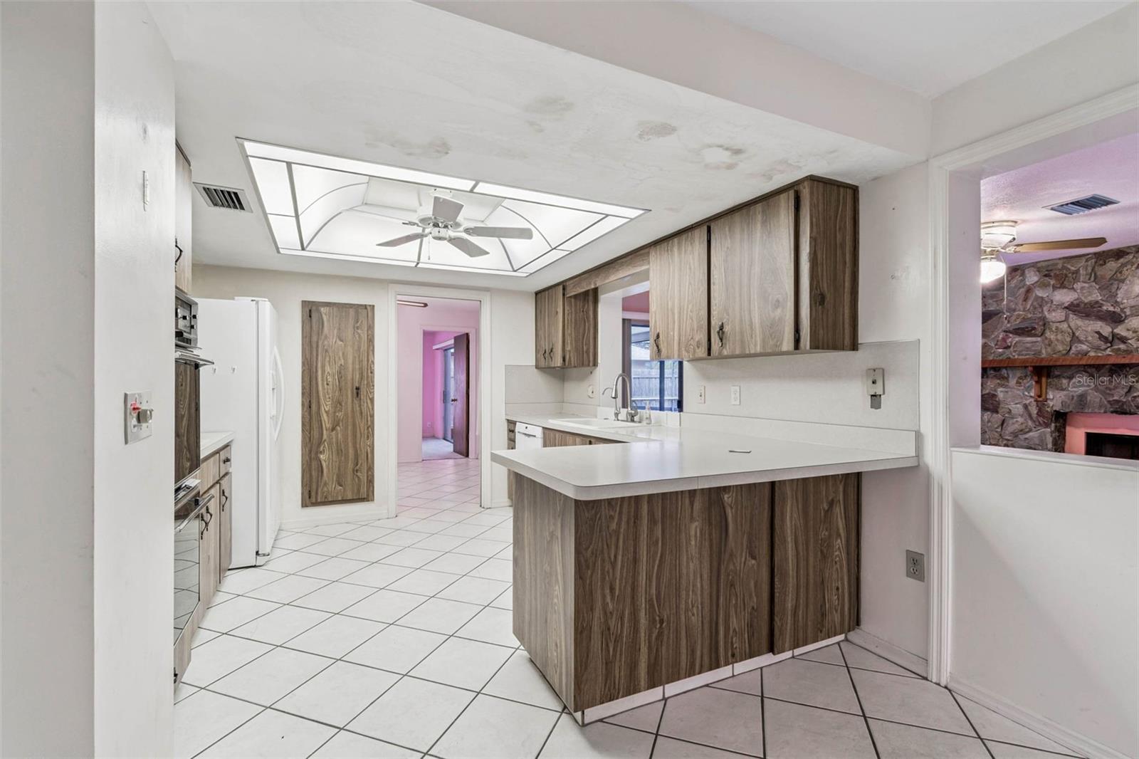 FOX COURT - Residential