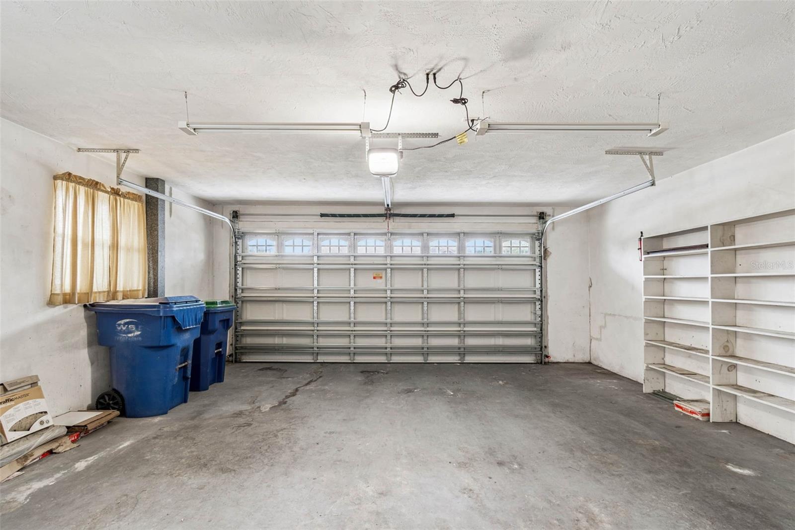 FOX COURT - Residential