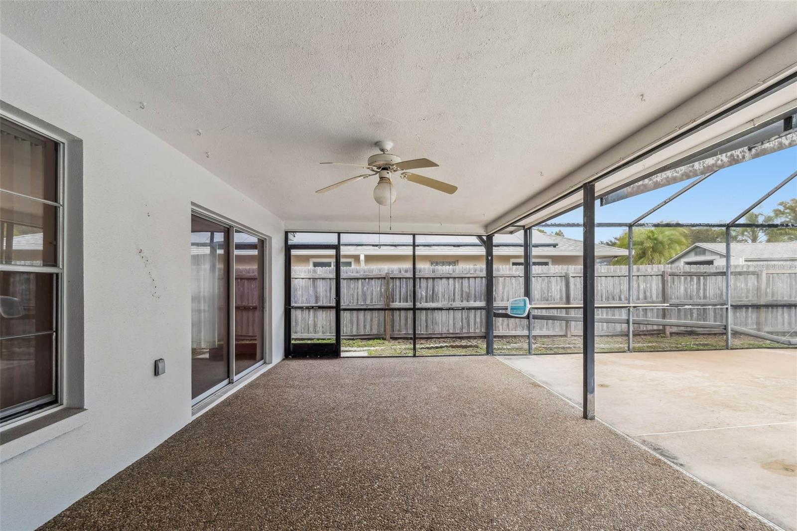 FOX COURT - Residential