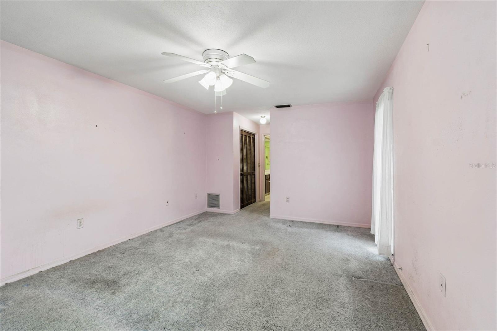 FOX COURT - Residential