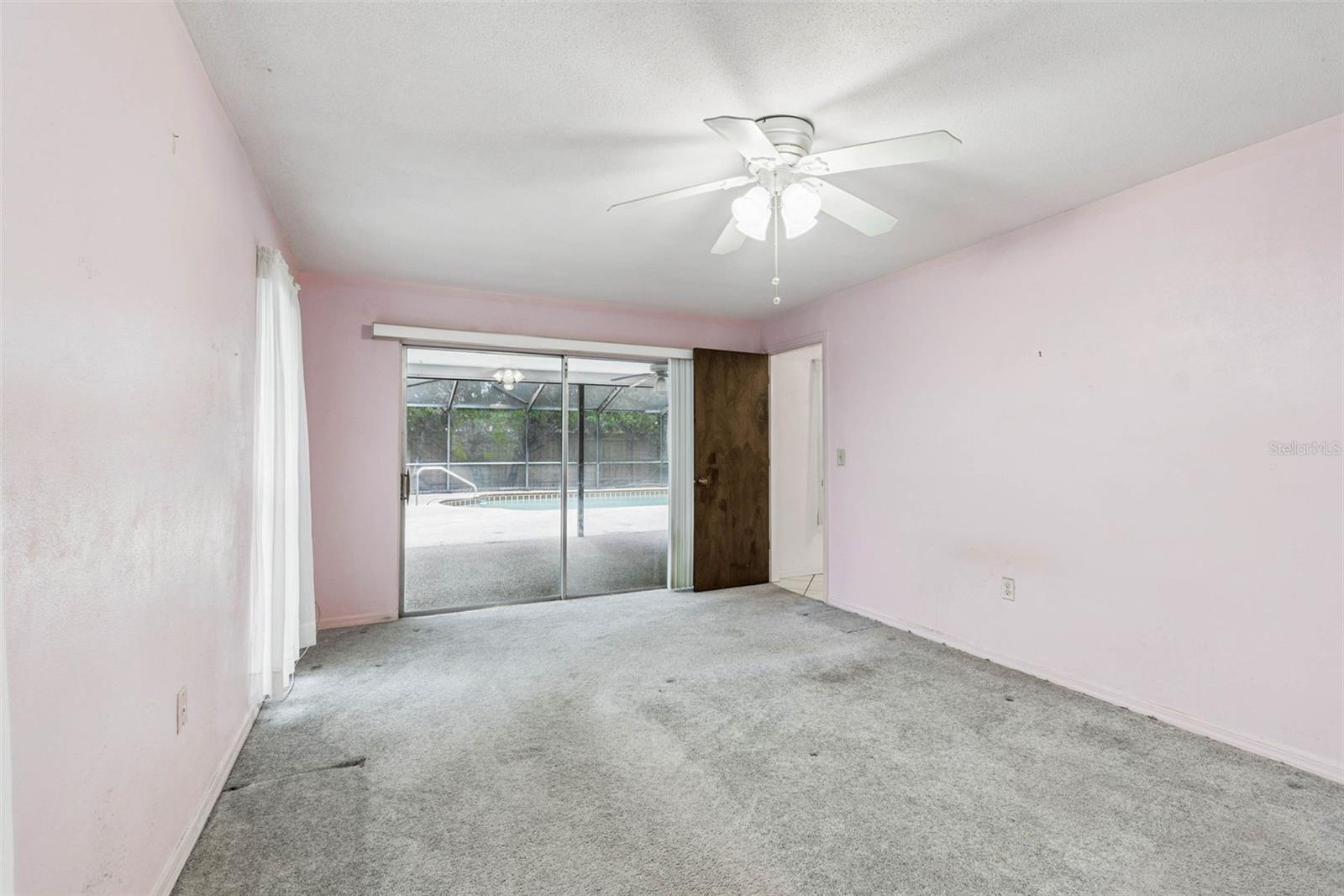 FOX COURT - Residential