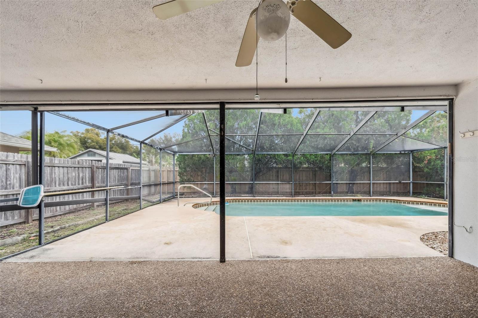 FOX COURT - Residential