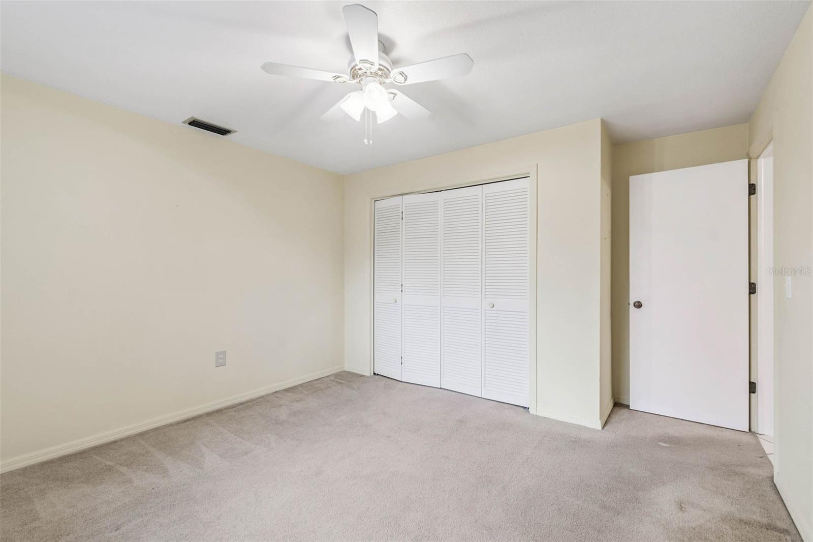 FOX COURT - Residential