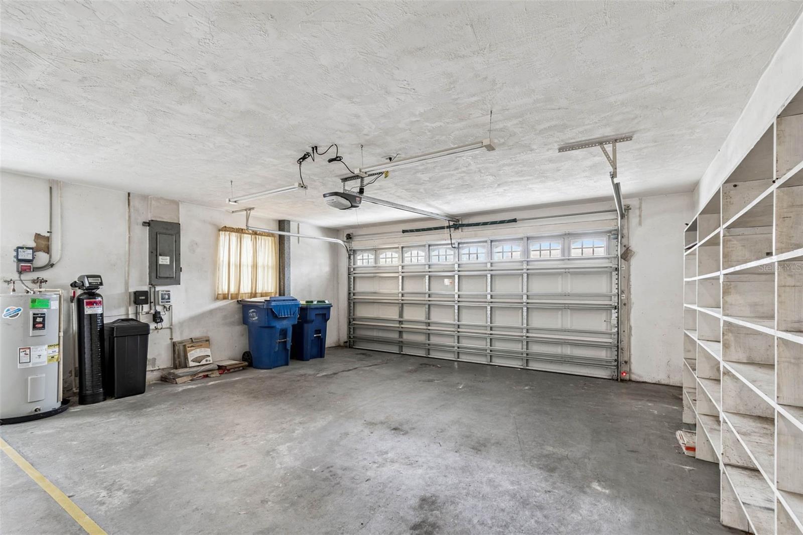 FOX COURT - Residential