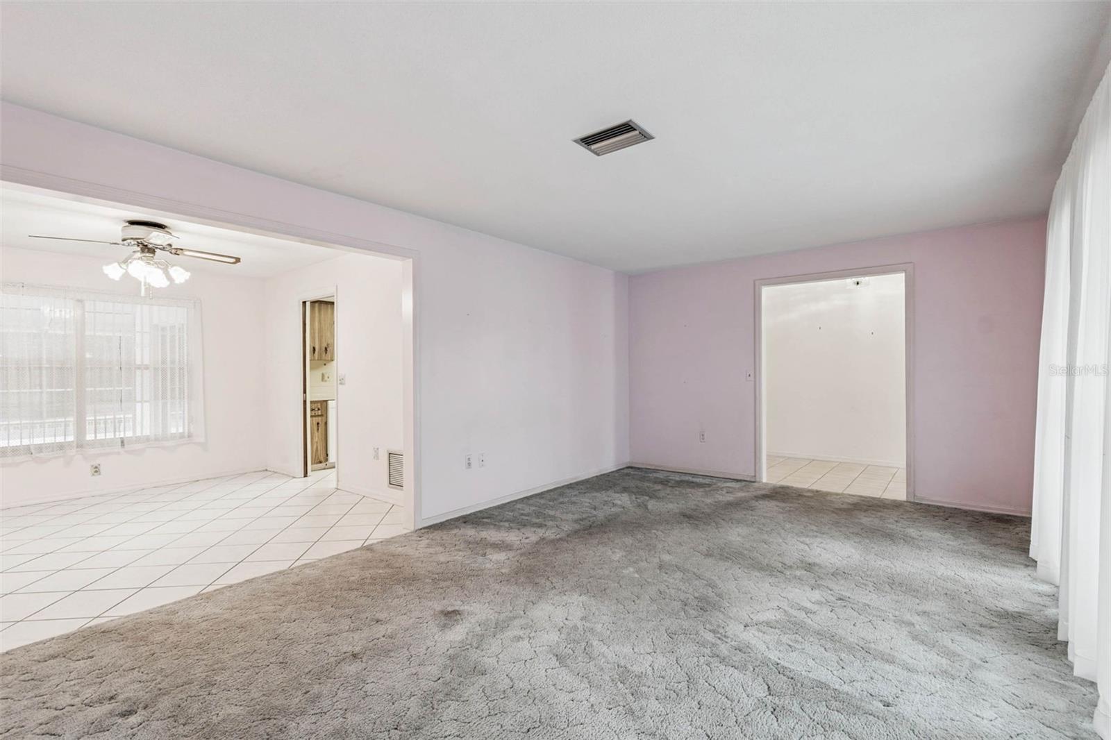 FOX COURT - Residential