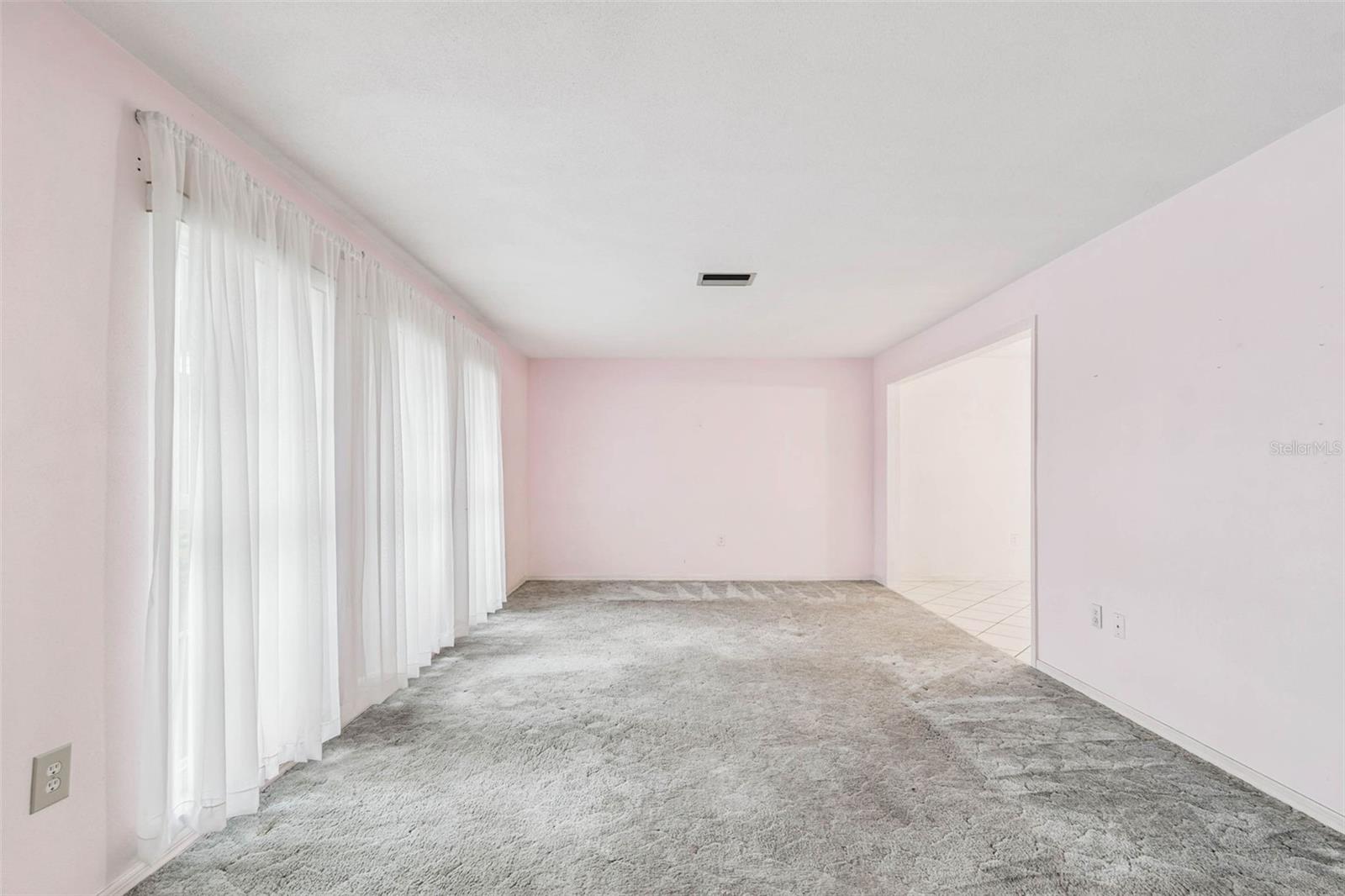 FOX COURT - Residential