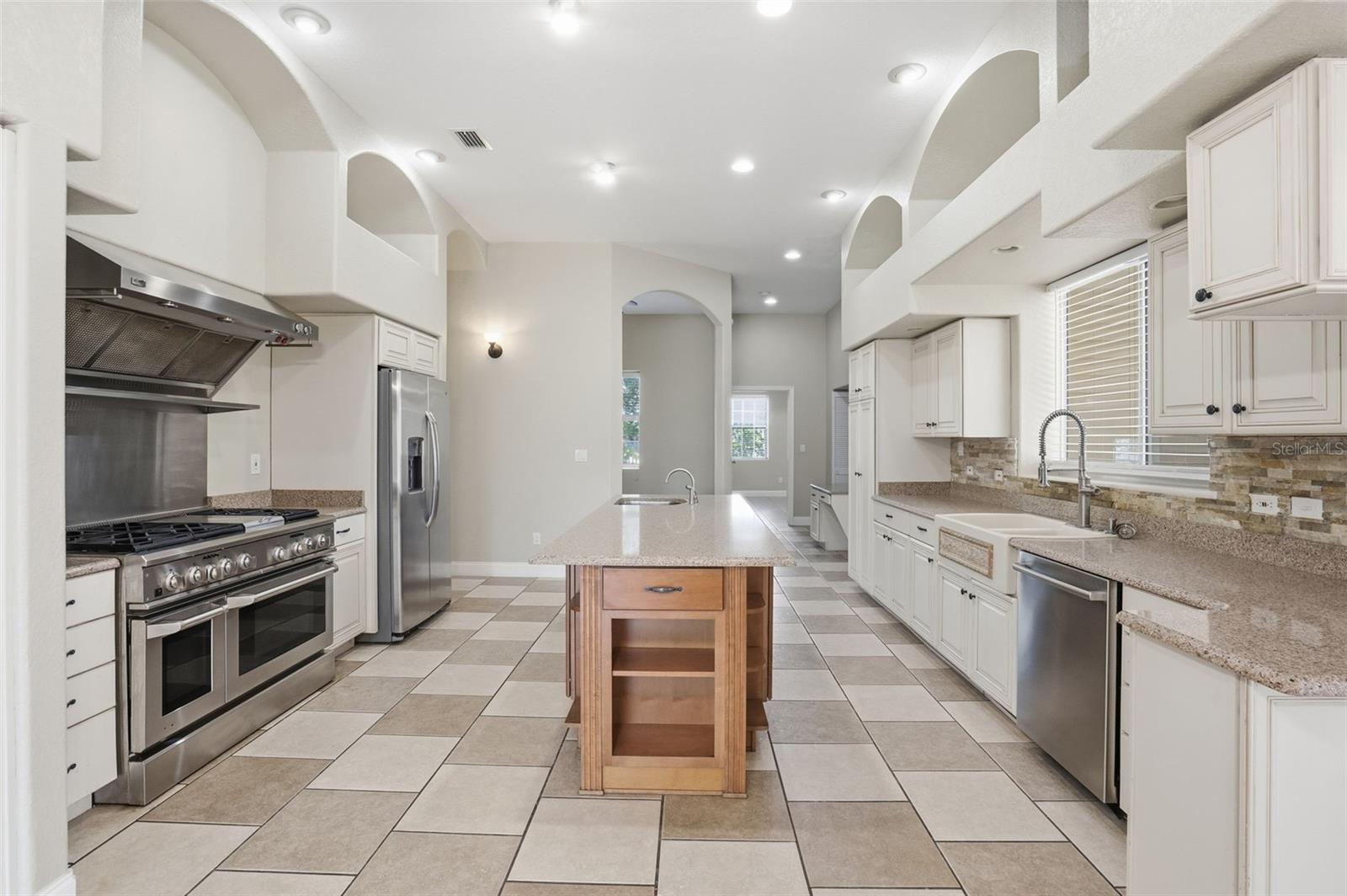 ACREAGE - Residential