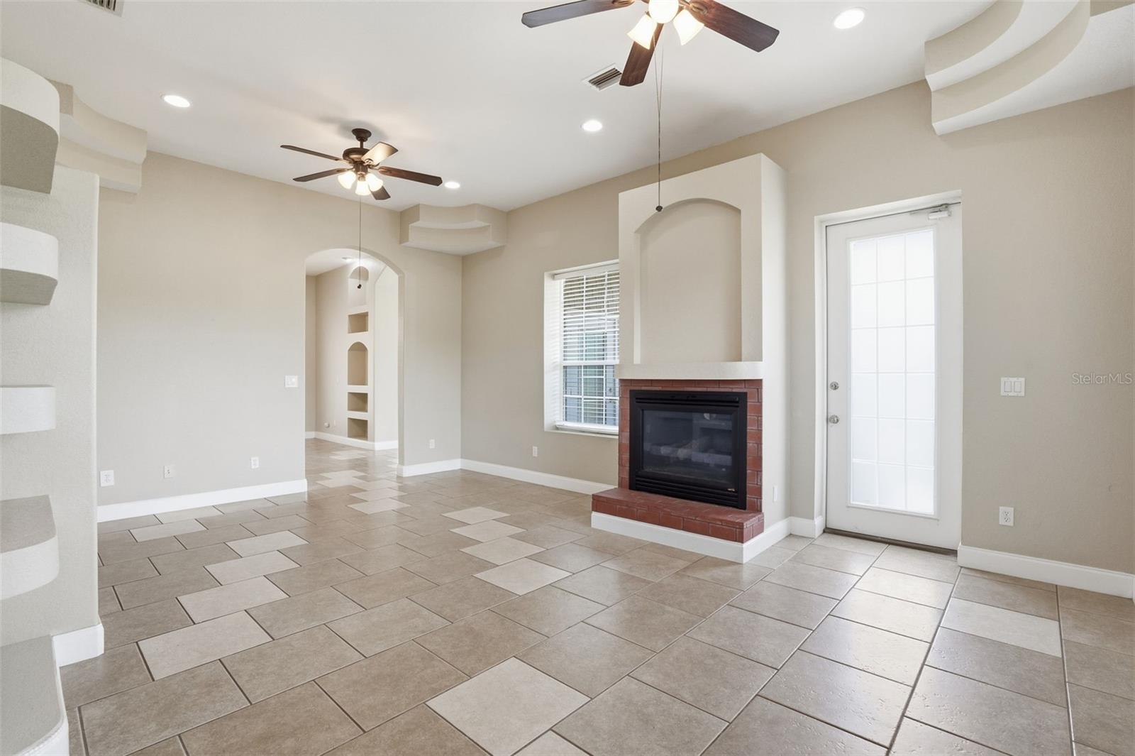 ACREAGE - Residential