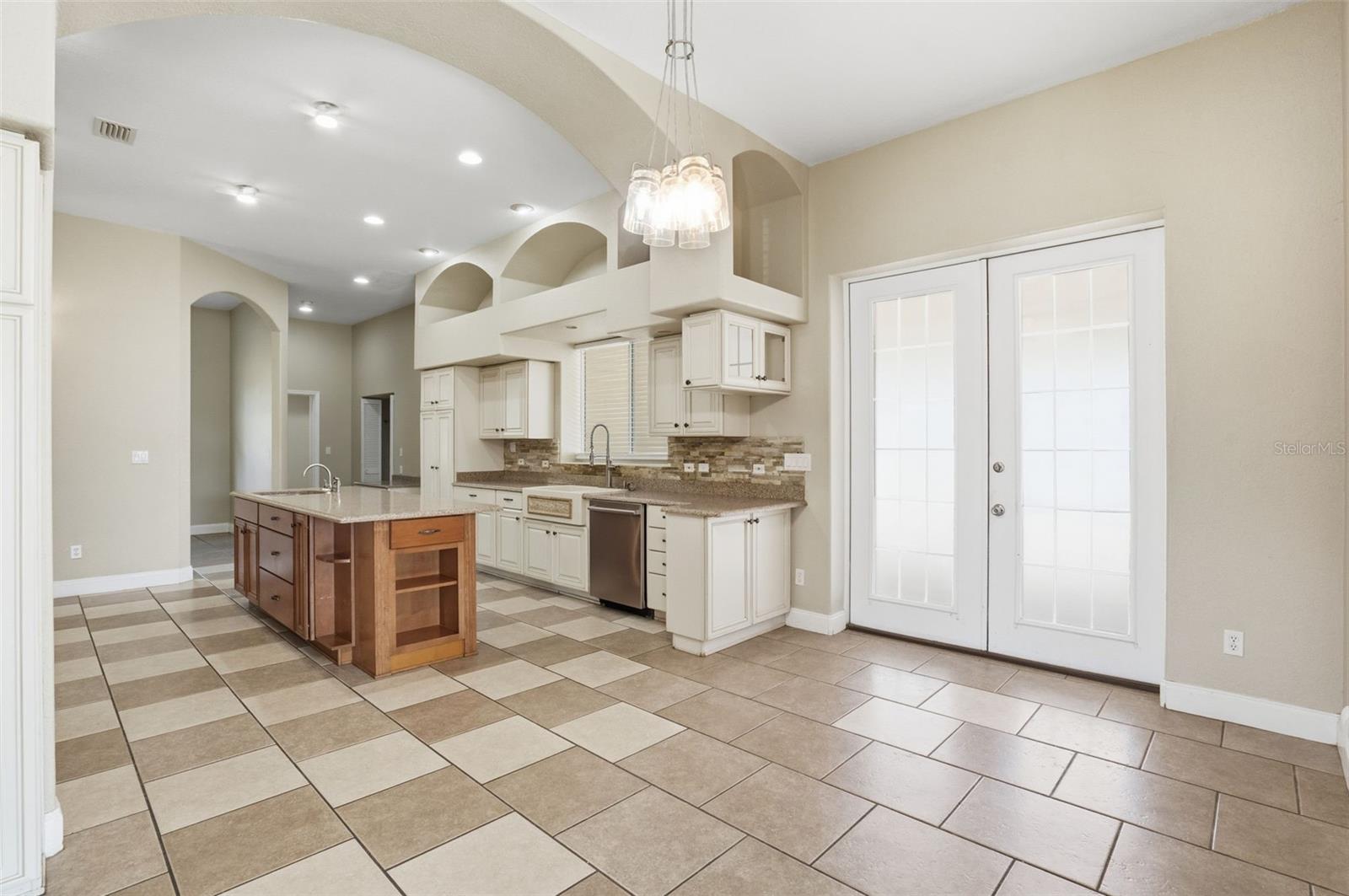 ACREAGE - Residential