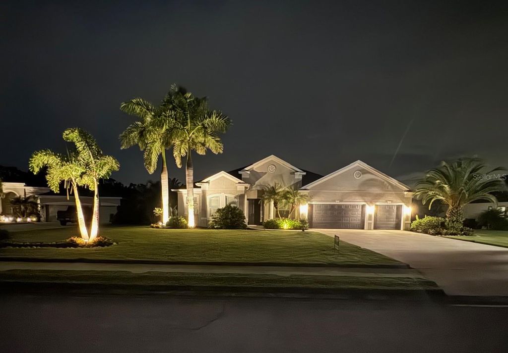 Photo of 3015 160th Terrace E, Parrish, FL 34219 (MLS # A4651155)