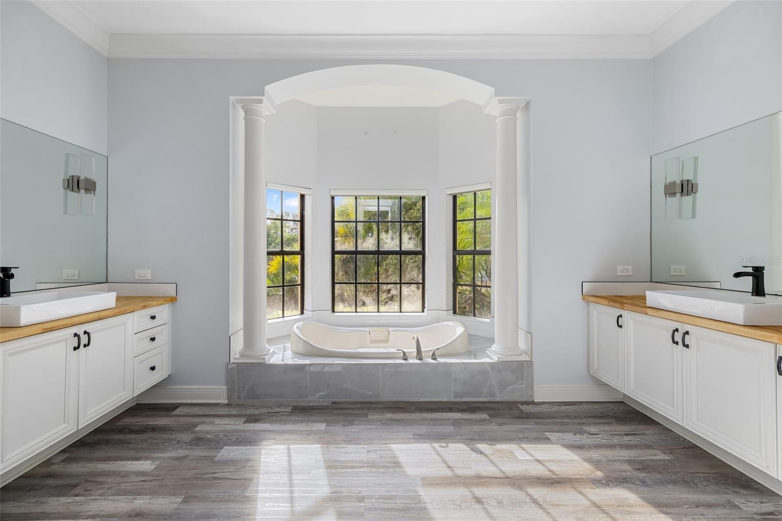 LAKEWOOD RANCH COUNTRY CLUB - Residential