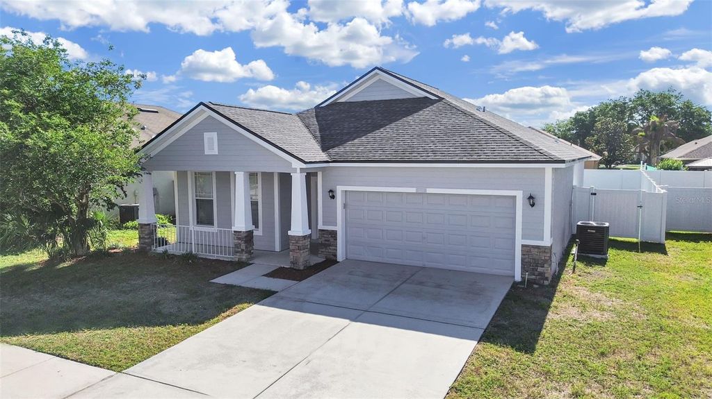 Photo of 3223 Azalea Blossom Drive, Plant City, FL 33567 (MLS # TB8503361)