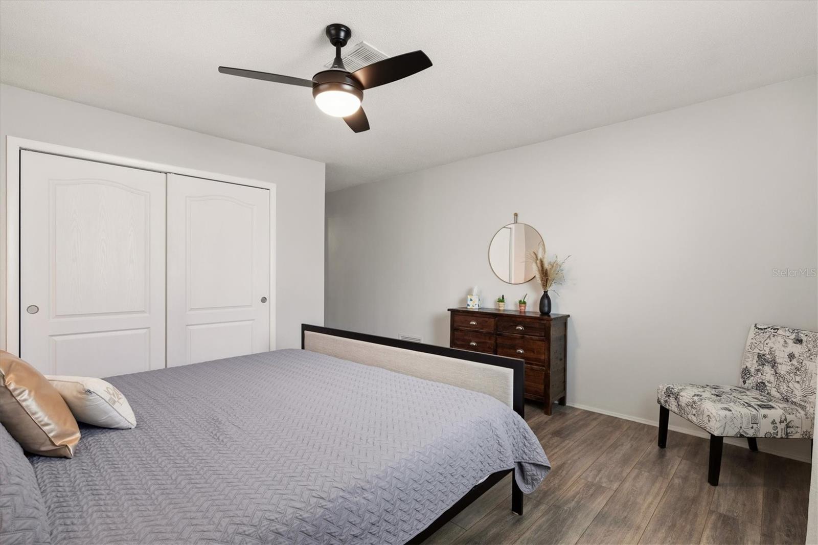 SOUTH VENICE - Residential