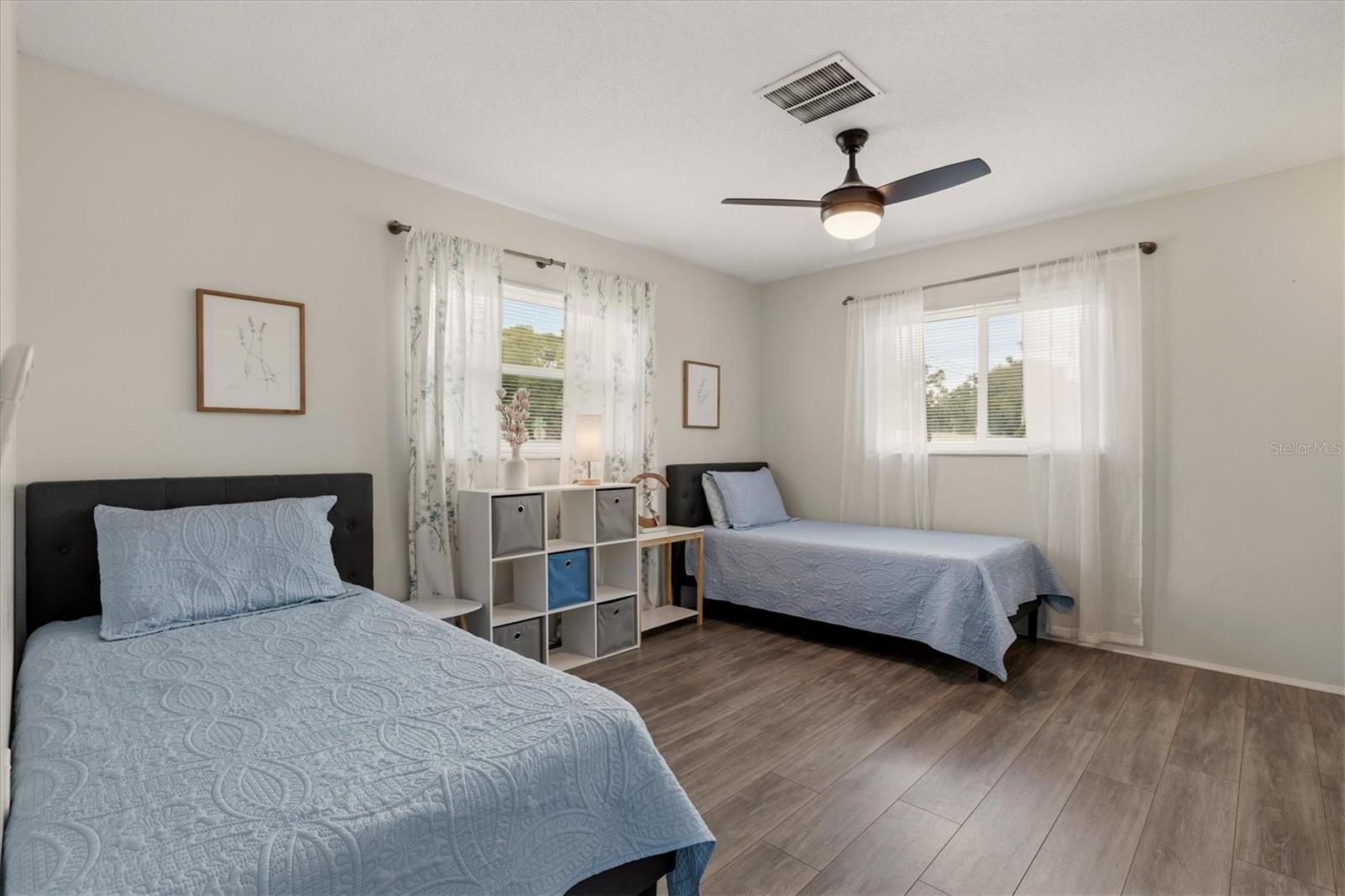 SOUTH VENICE - Residential