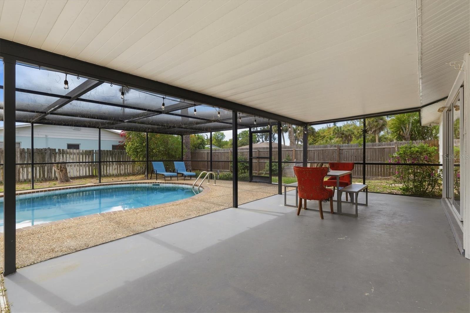 SOUTH VENICE - Residential