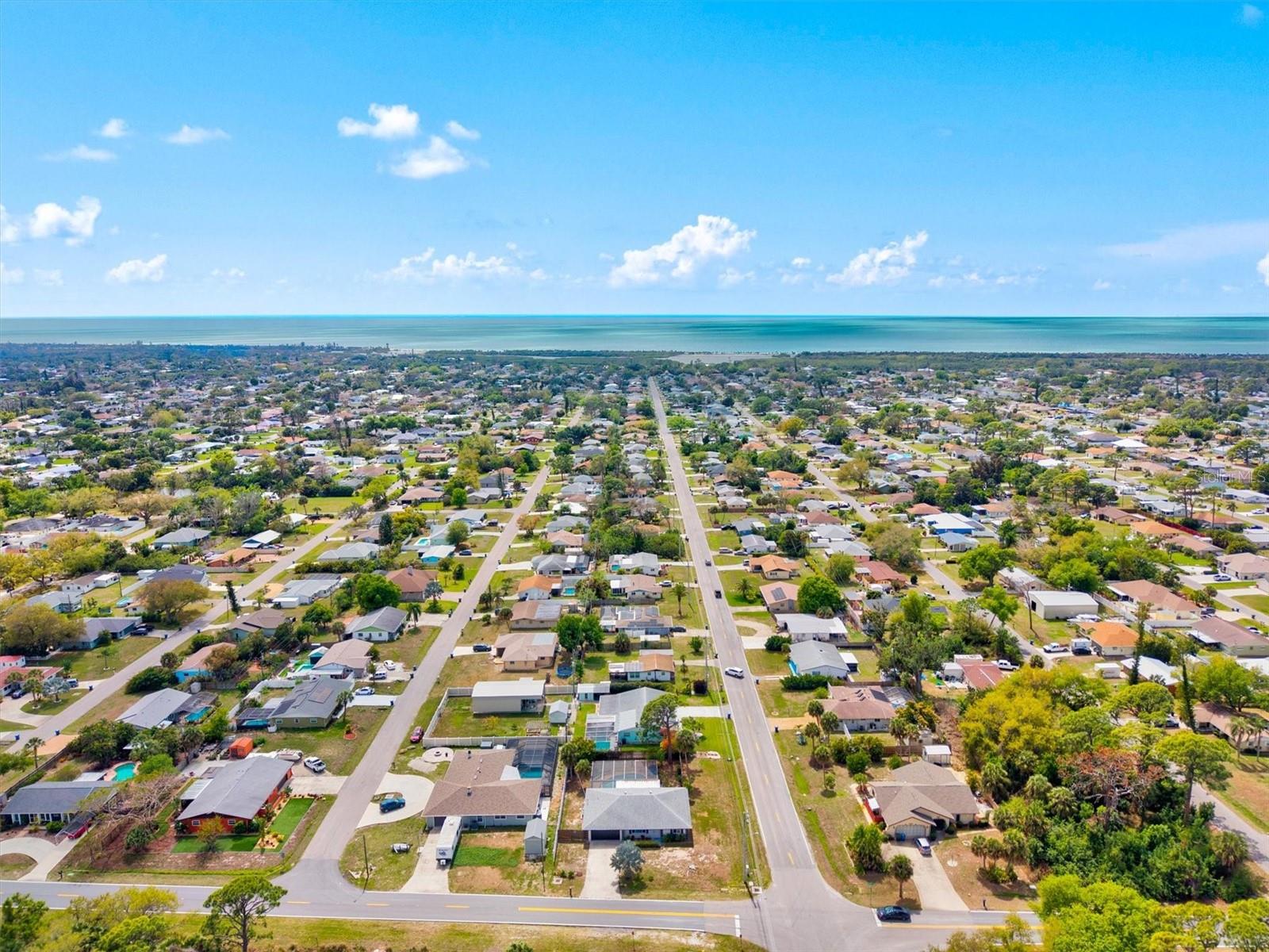 SOUTH VENICE - Residential