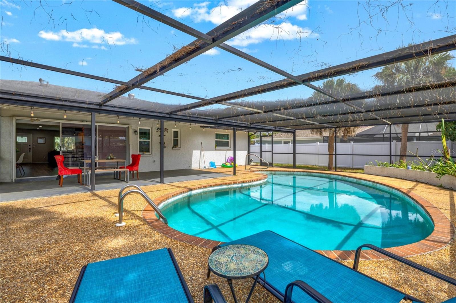 SOUTH VENICE - Residential