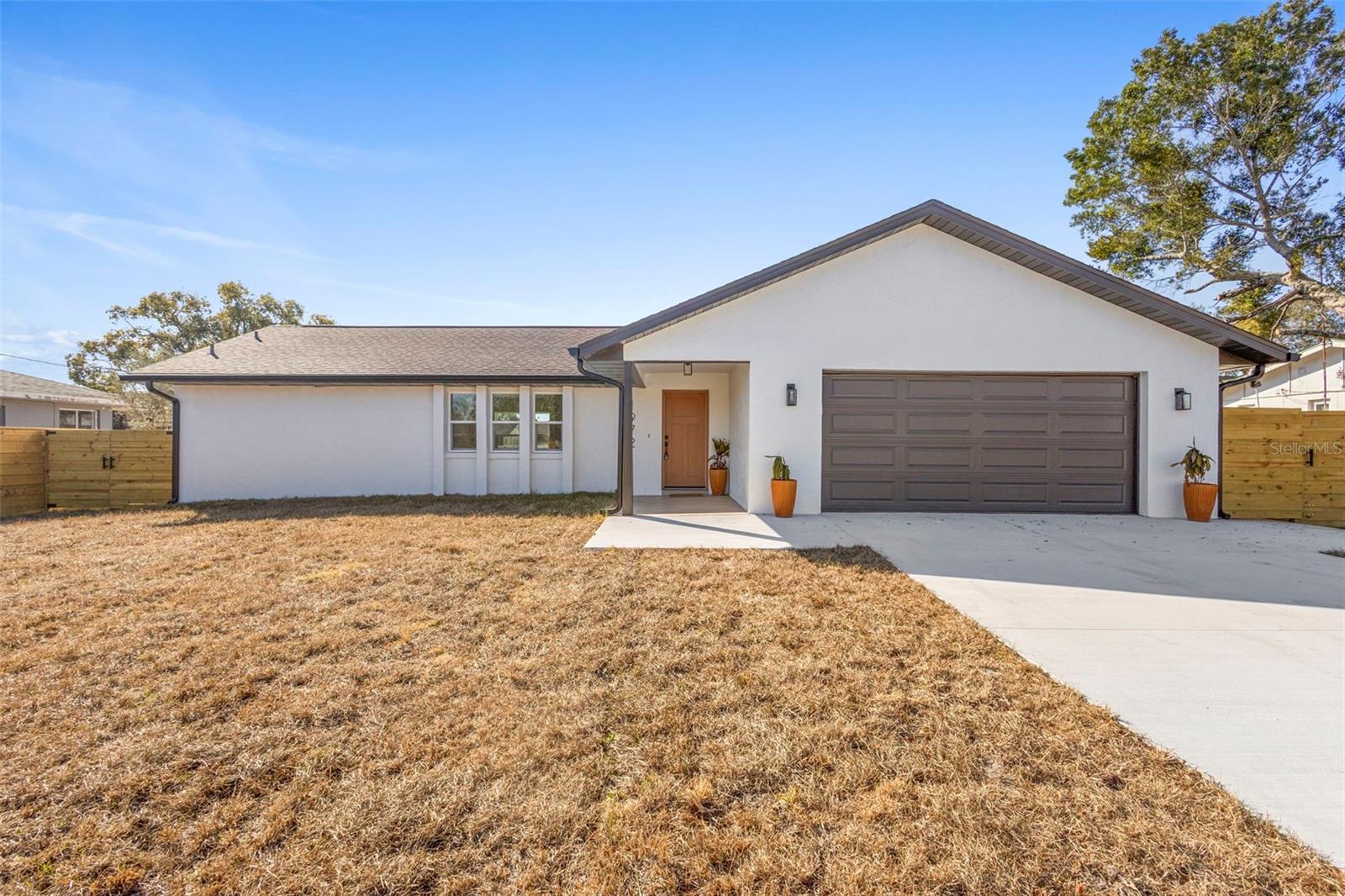 DELTONA LAKES UNIT 3 - Residential