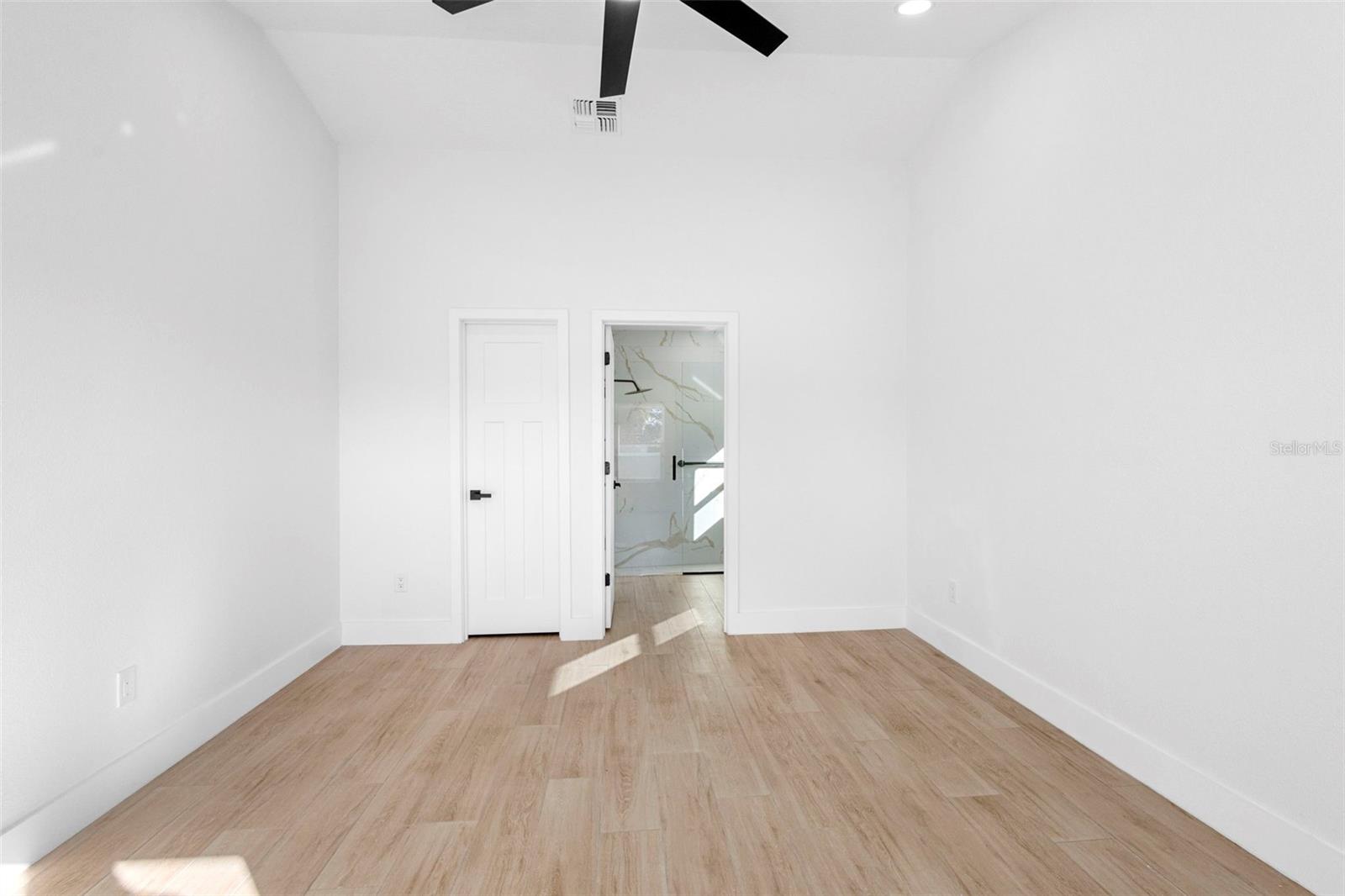 DELTONA LAKES UNIT 3 - Residential