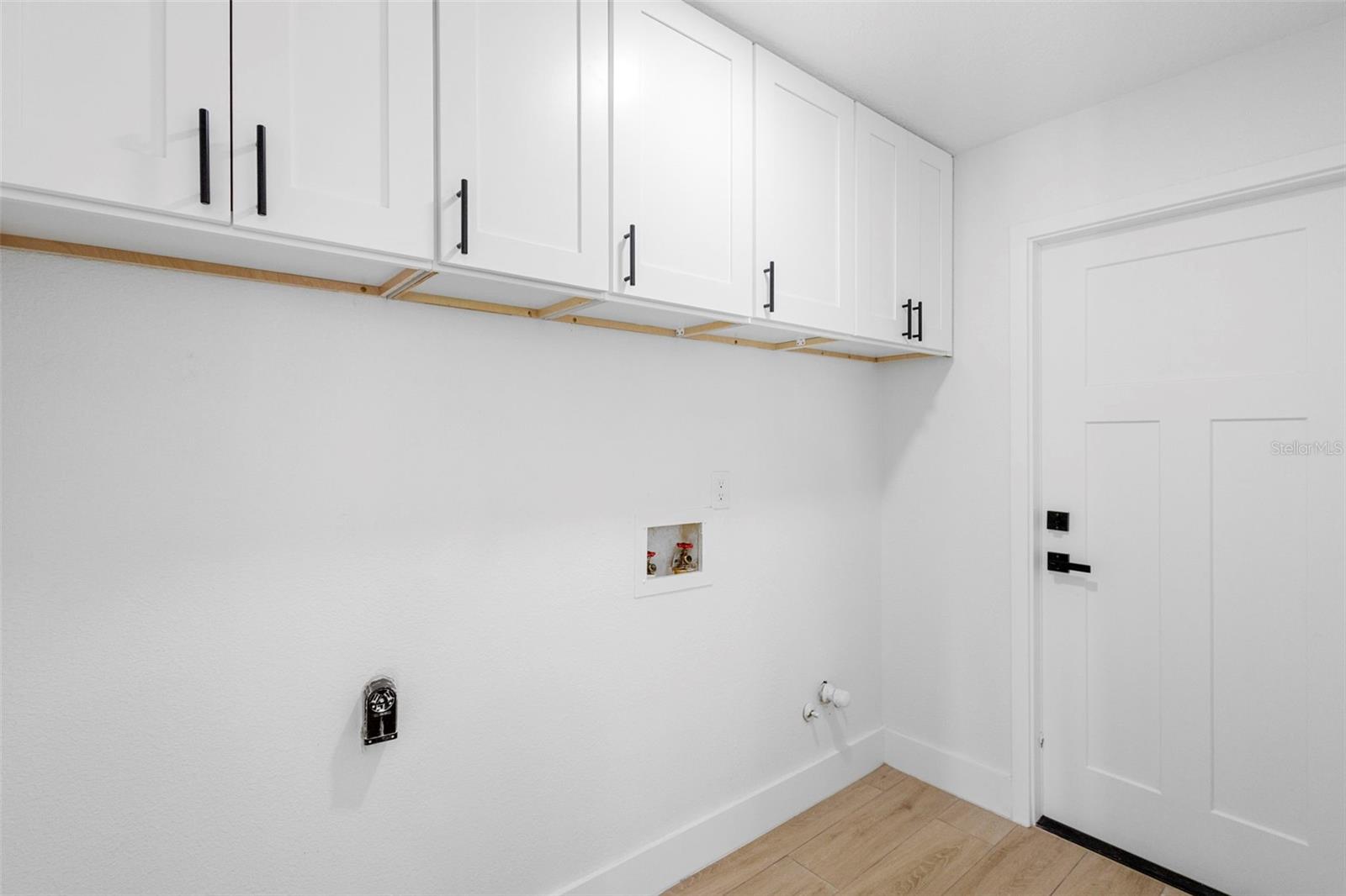 DELTONA LAKES UNIT 3 - Residential