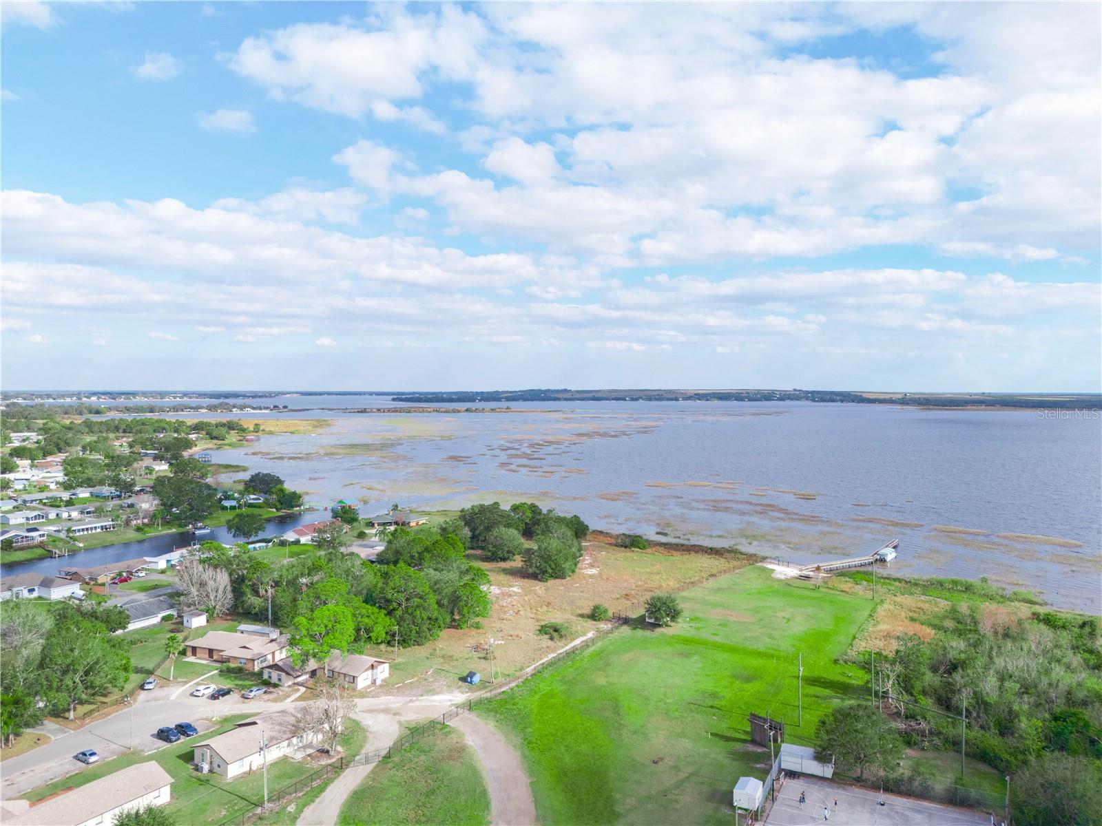 SOUTH LAKE WALES YACHT CLUB SEC 01 REV - Land