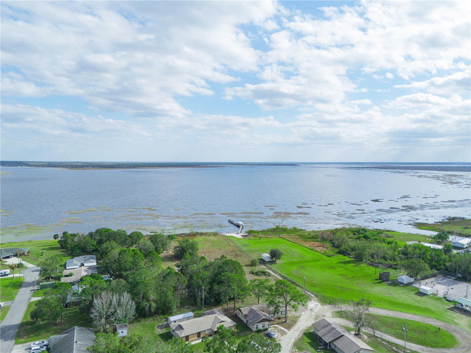 SOUTH LAKE WALES YACHT CLUB SEC 01 REV - Land