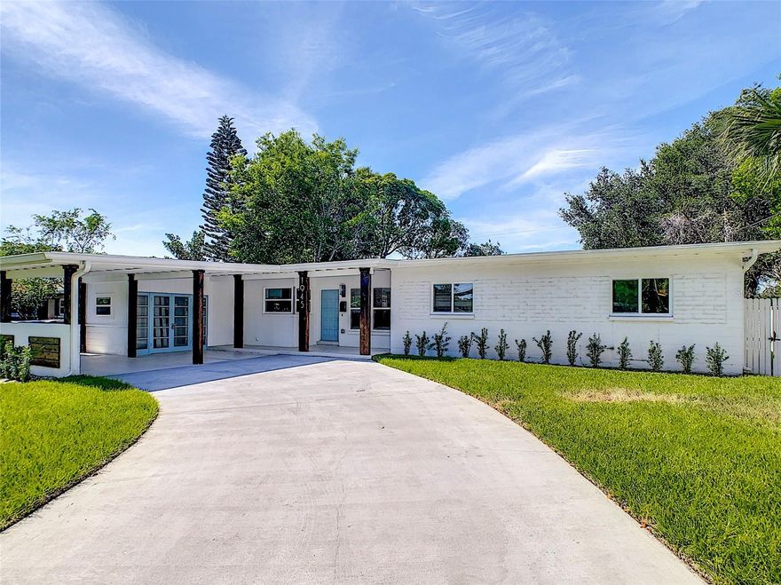 Fantastic Winter Park renovation. This 3 bedroom, 2 bathroom, plus an office home has been turned into a showplace. Great location zoned for Brookshire, Glenridge and Winter Park High School. The home features upscale fixtures, open floor plan, huge laundry room, office nook, new windows, ample dining space, new appliances and large fenced in backyard. A must see! Not furnished.