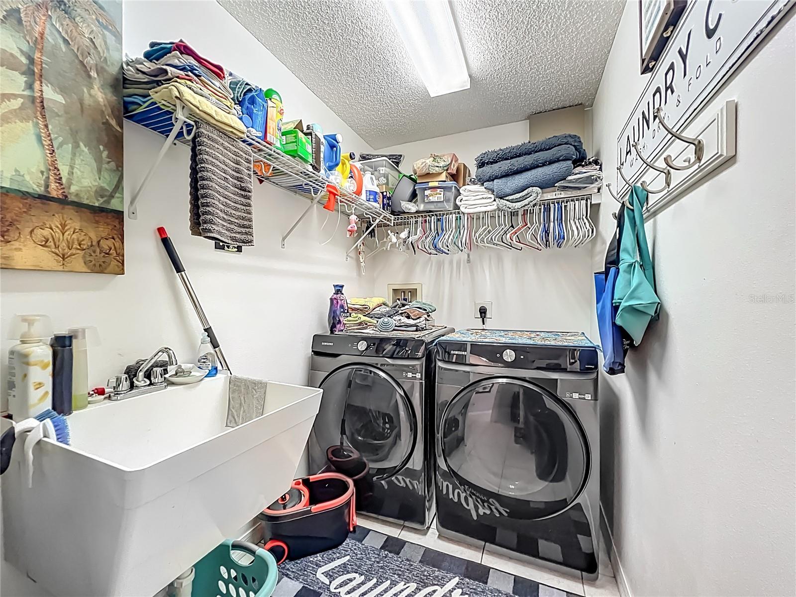 SILVER SPGS SHORES - Residential