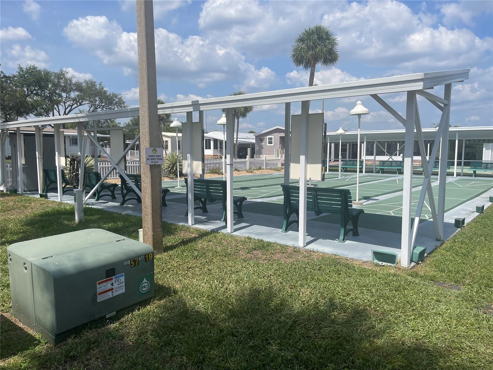 OAKWOOD ESTATES - Residential