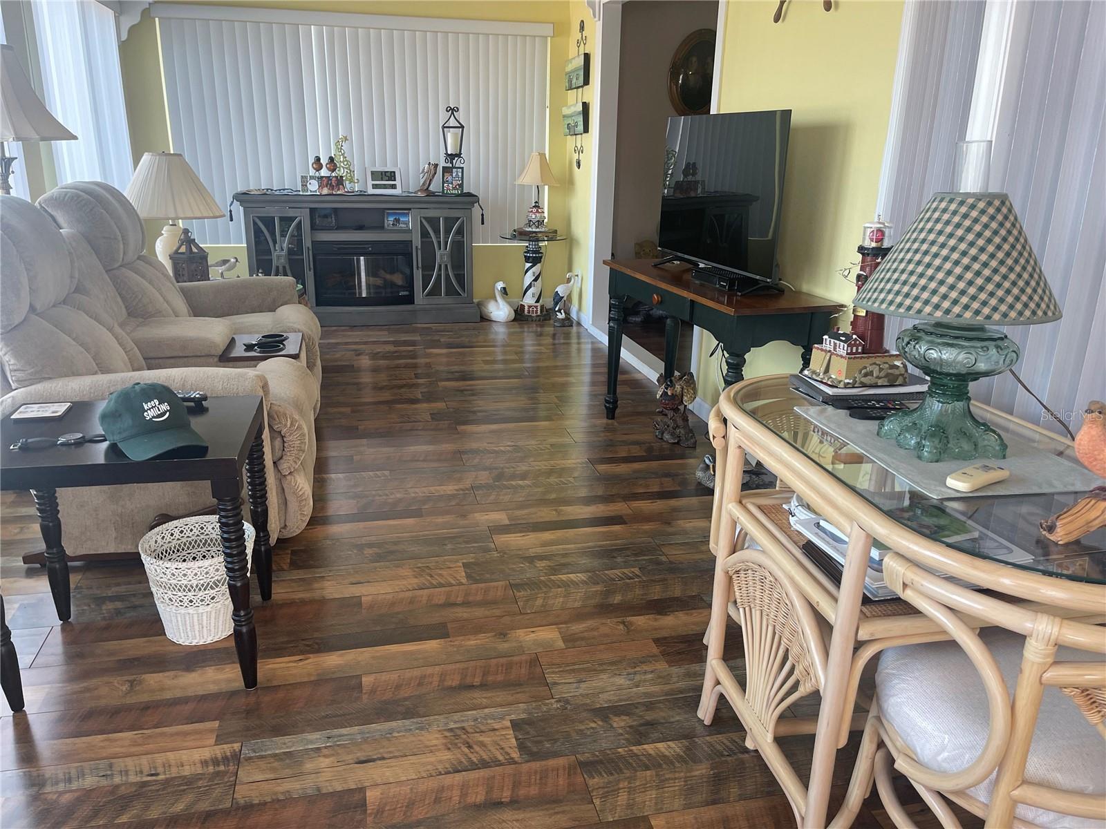 OAKWOOD ESTATES - Residential