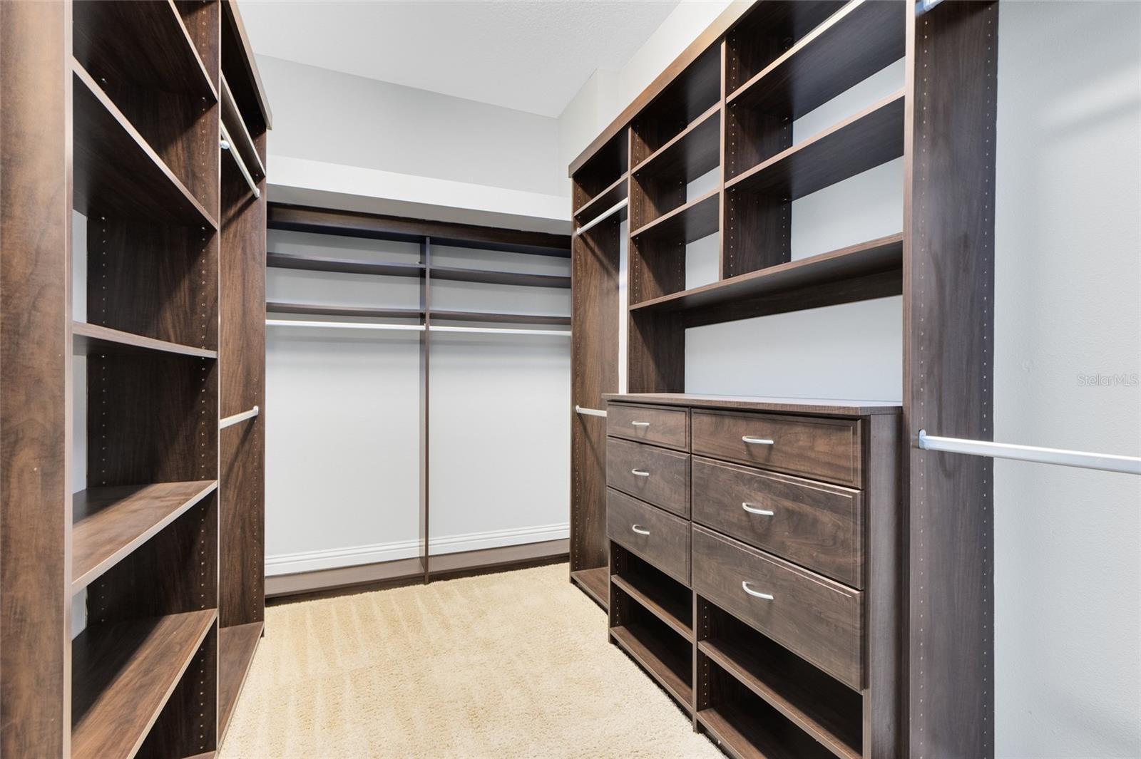 LAUREATE PARK - Residential Lease