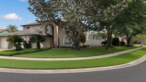Photo of 1151 Needlewood Loop, Oviedo, FL 32765 (MLS # O6396098)