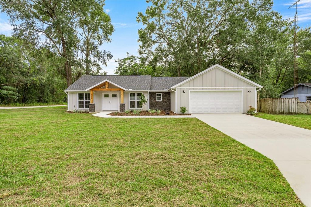 Photo of 7620 SW 78th Place, Ocala, FL 34476 (MLS # OM712652)