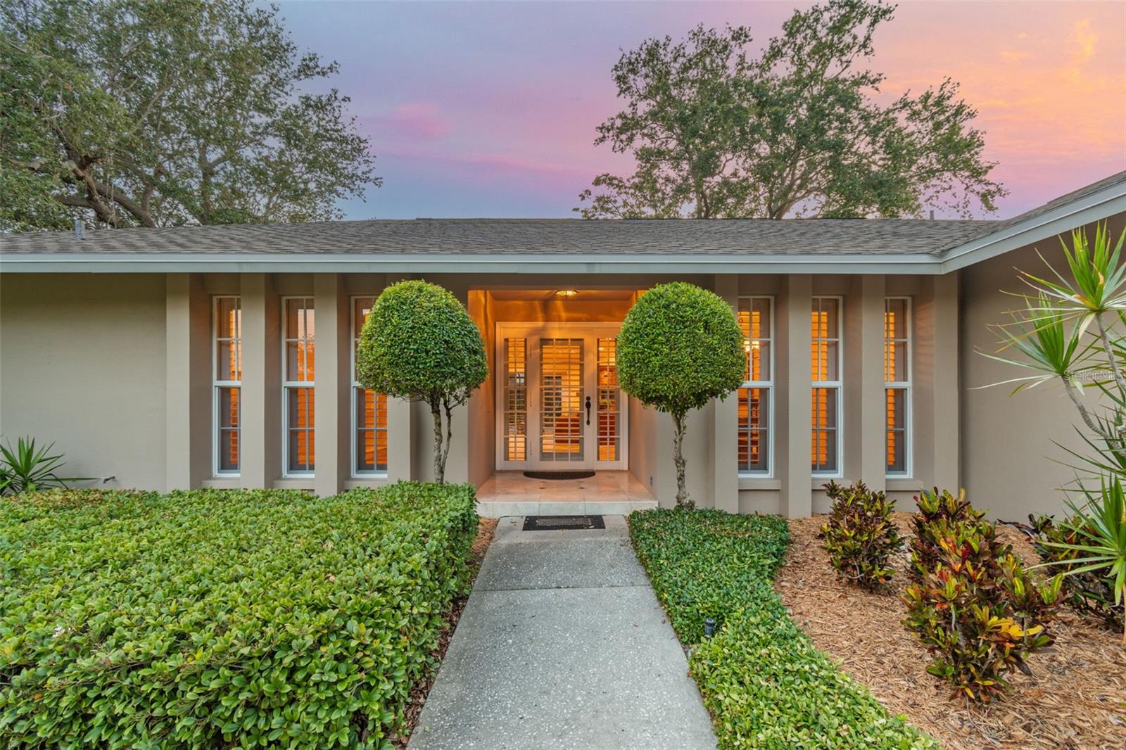 607 GROVEWOOD LANE