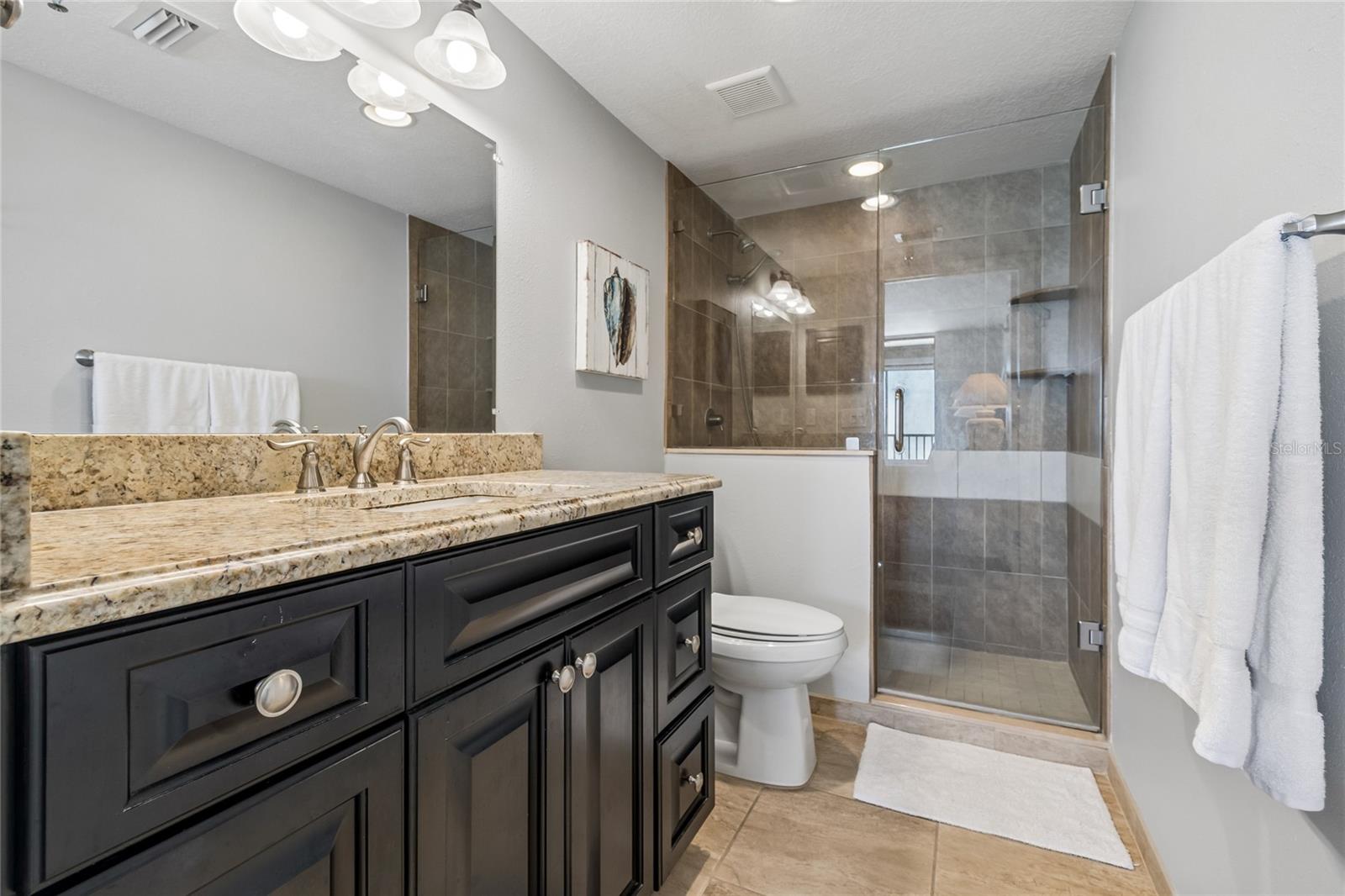 SHORES OF MADEIRA CONDO - Residential