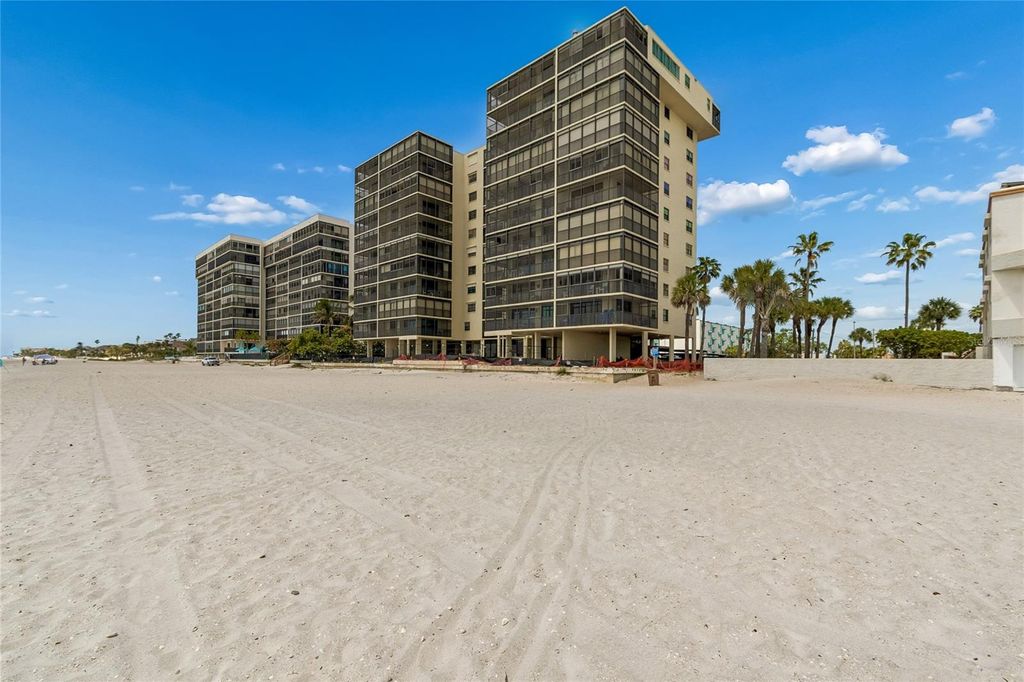 Photo of 15400 Gulf Boulevard #402, Madeira Beach, FL 33708 (MLS # TB8497699)