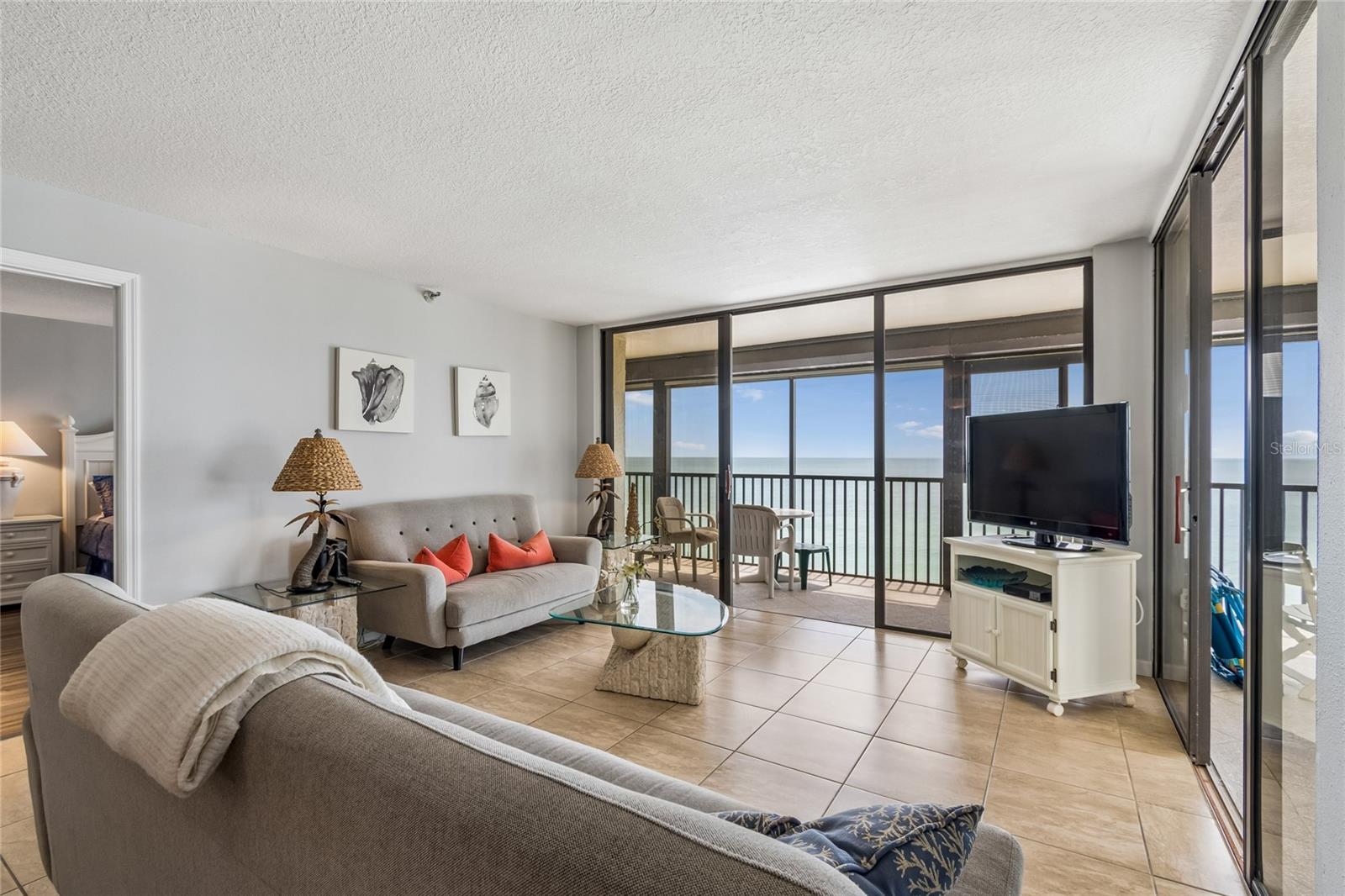 SHORES OF MADEIRA CONDO - Residential