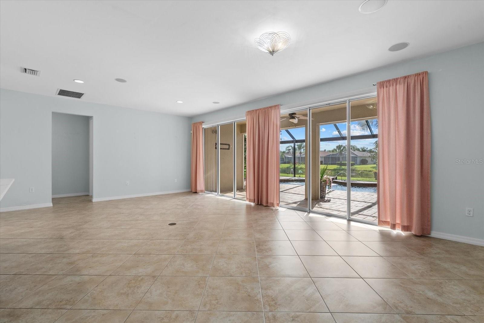 ISLANDWALK/WEST VLGS PH 1C-B - Residential